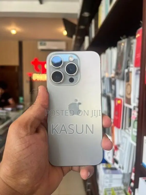 Apple iPhone 15 Pro (Used)