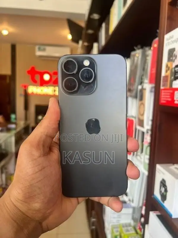 Apple iPhone 15 Pro Max (Used)