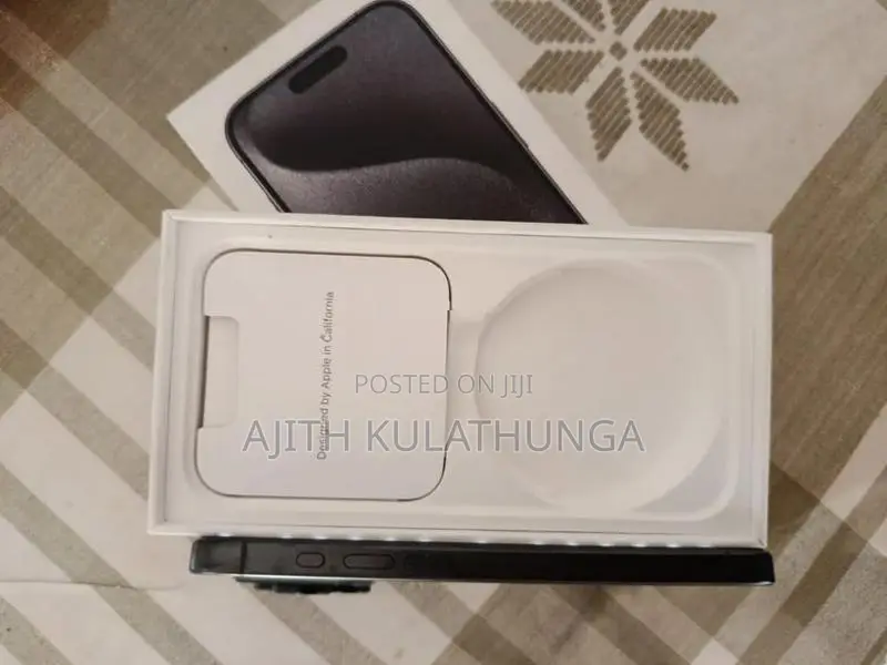 Apple iPhone 15 Pro (Used)