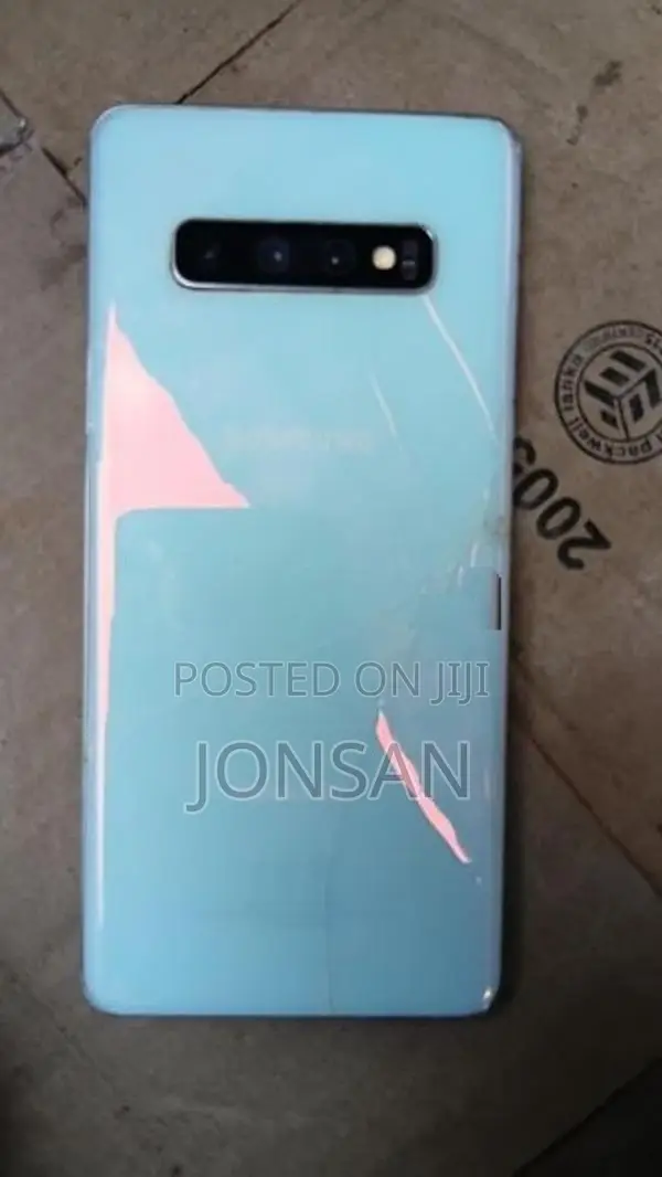 Samsung Galaxy S10 Plus for Parts