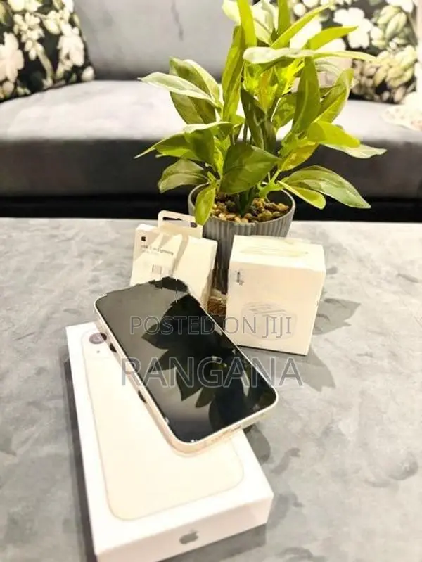 Apple iPhone 14 (Used)
