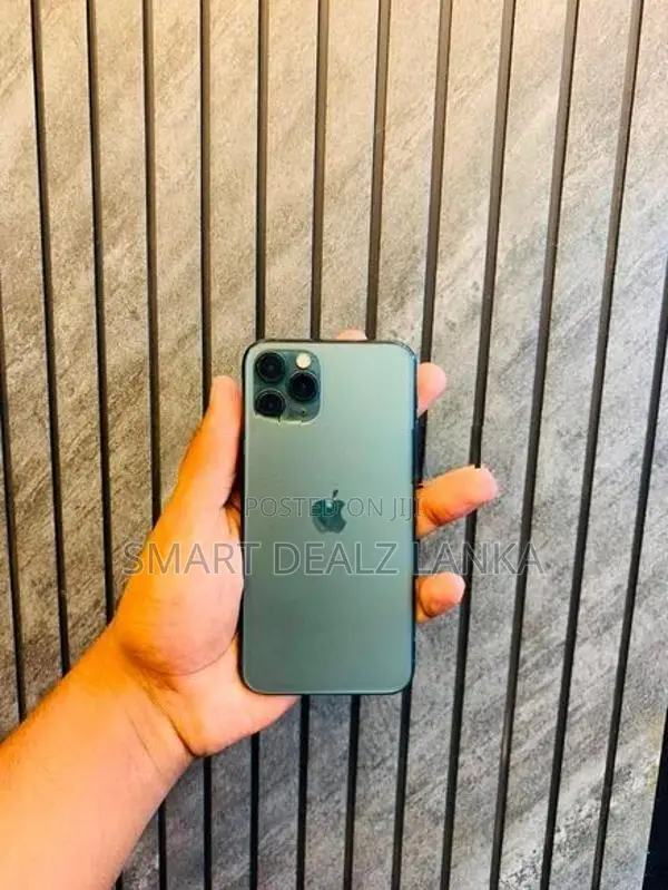 Apple iPhone 11 Pro 256GB (Used)