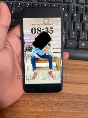 Apple iPhone 8 (Used)