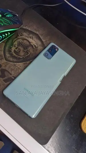 Samsung Galaxy S20FE (Used)