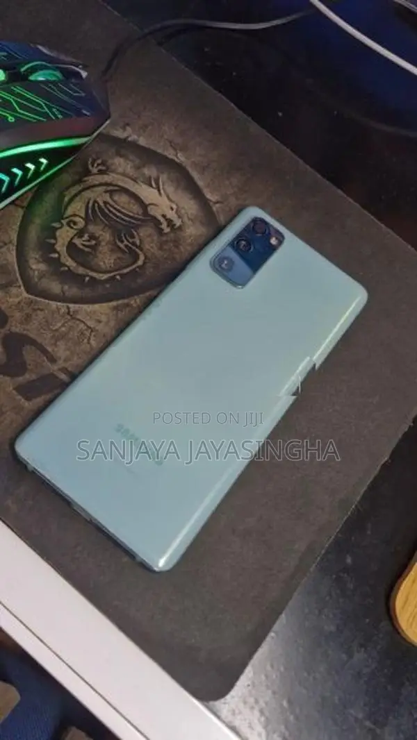 Samsung Galaxy S20FE (Used)