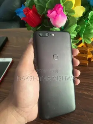 OnePlus 5 128GB (Used)