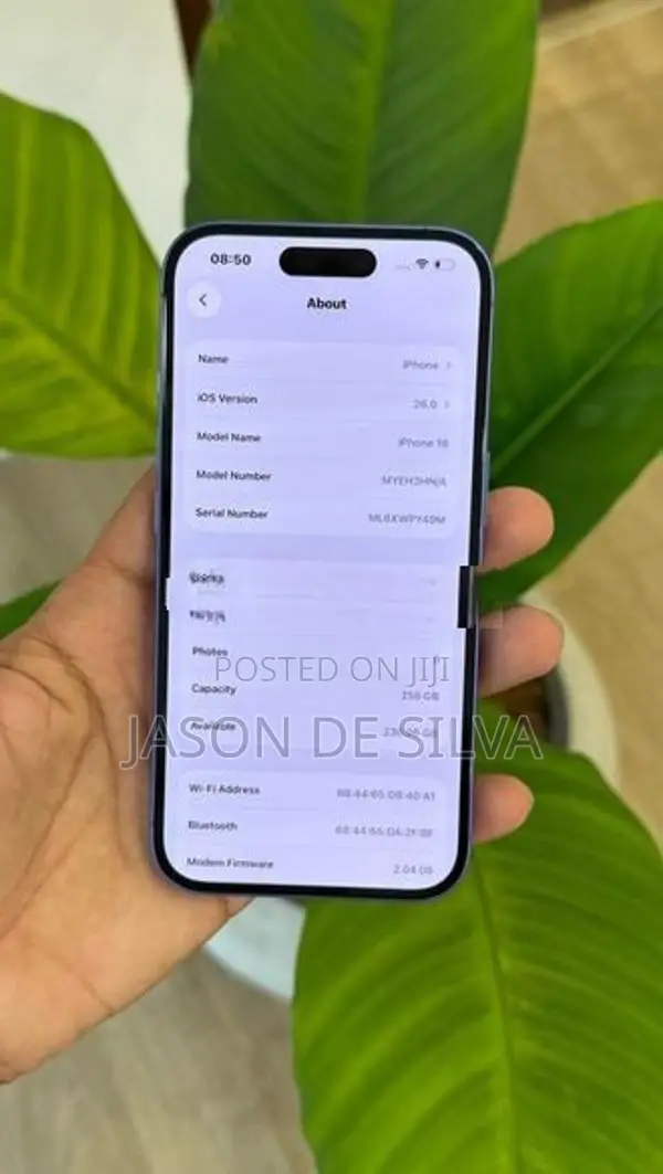 Apple iPhone 16 (Used)