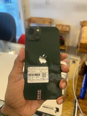 Apple iPhone 13 (Used)