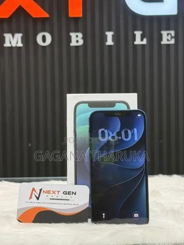 Apple iPhone 12 (Used)