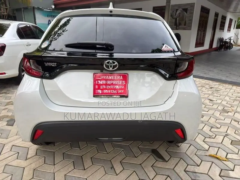 Toyota Yaris 2023