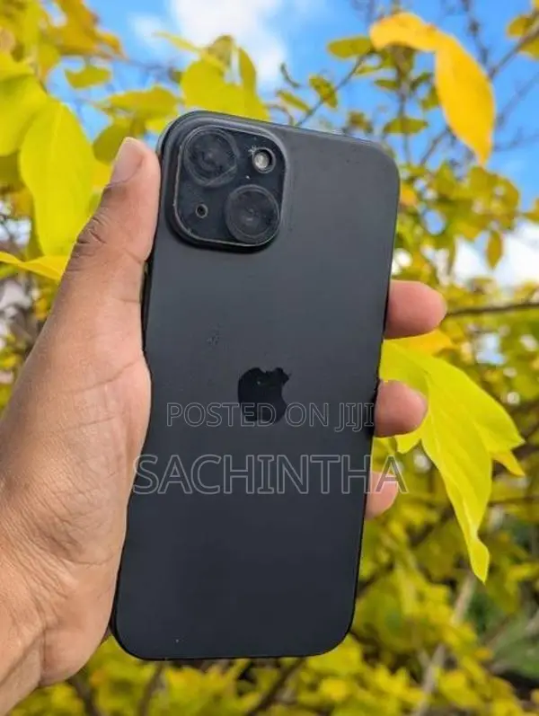 Apple iPhone 15 128GB (Used)