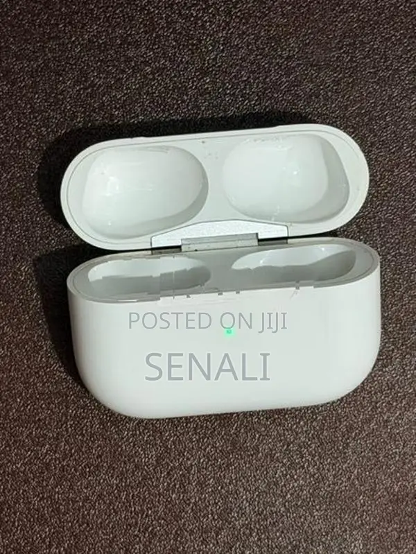 Apple AirPods Pro 2 USB-C Charging Case Only