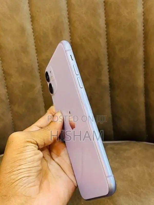 Apple iPhone 11 64GB (Used)