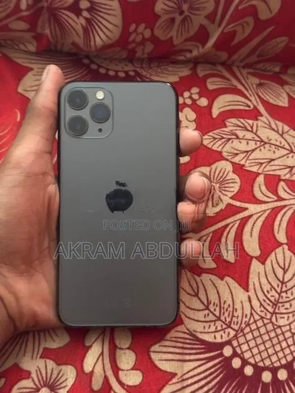 Apple iPhone 11 Pro (Used)