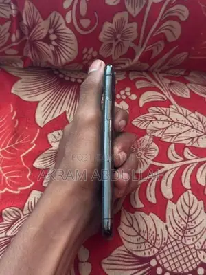 Apple iPhone 11 Pro (Used)