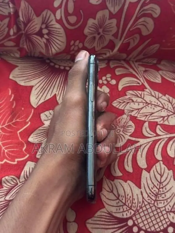Apple iPhone 11 Pro (Used)