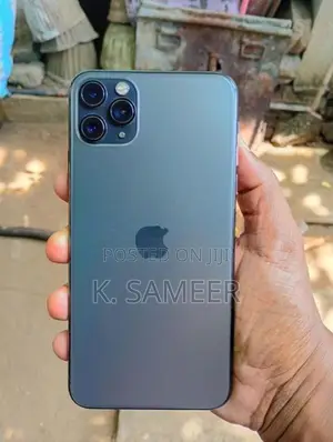 Apple iPhone 11 Pro Max (Used)