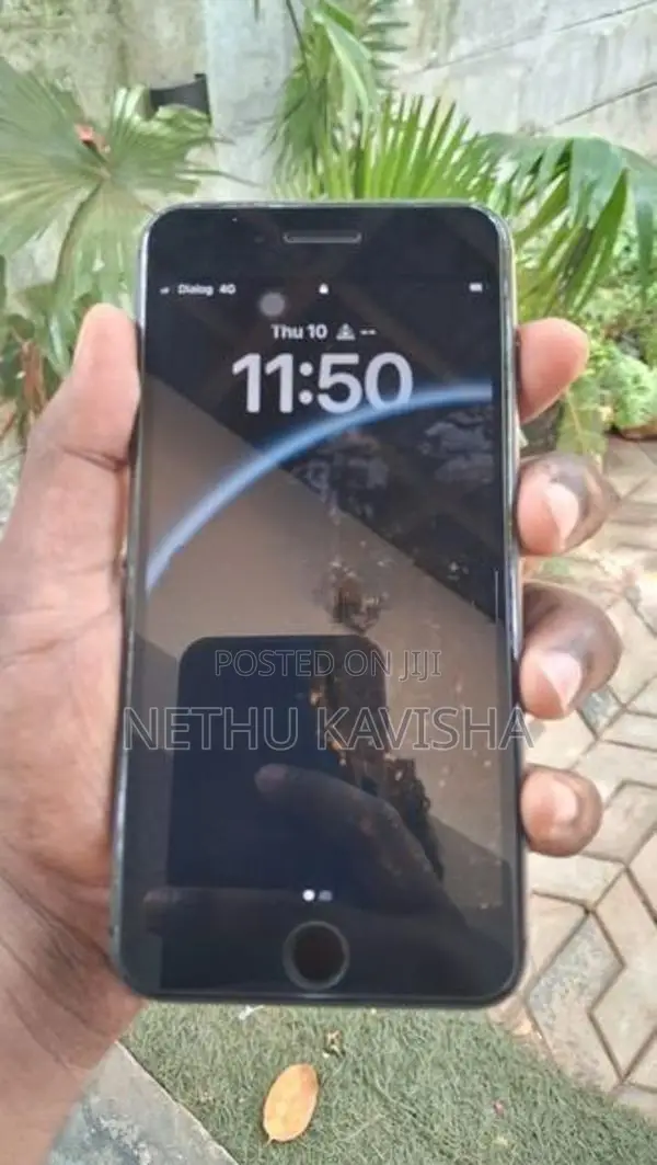 Apple iPhone 8 Plus (Used)