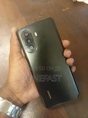 Huawei Nova Y70 Plus (Used)