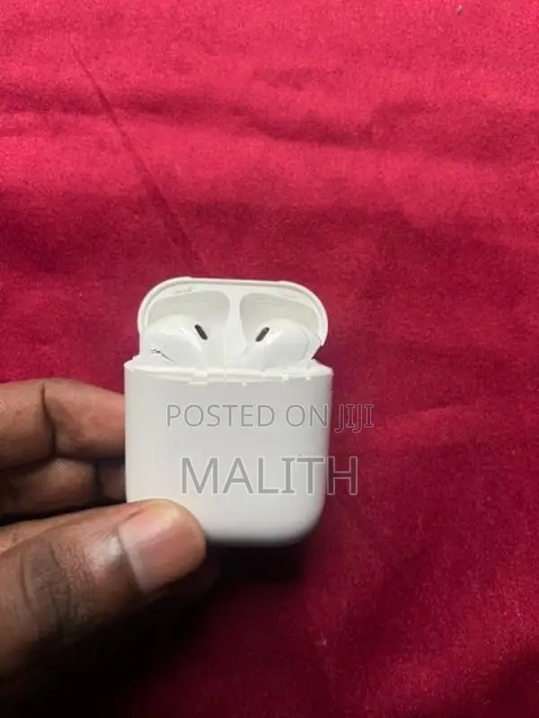 Apple AirPods 1st Gen