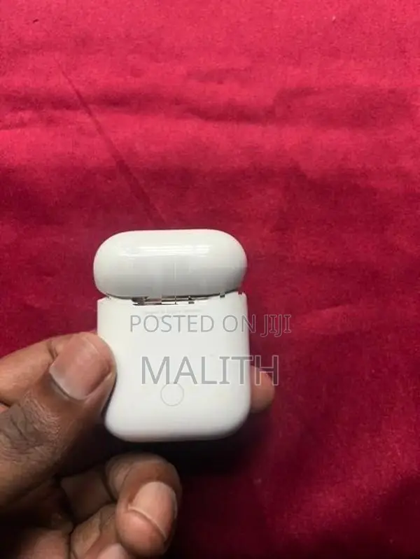 Apple AirPods 1st Gen