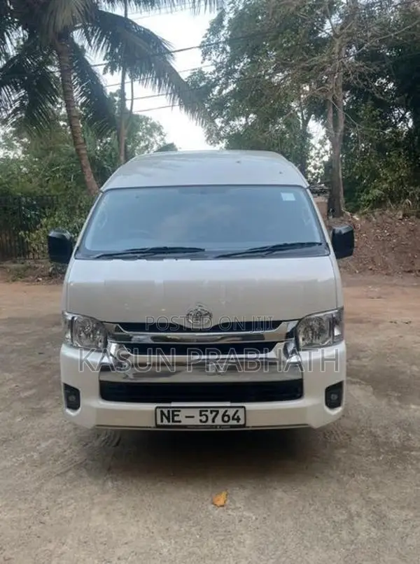 Toyota Hiace 2026