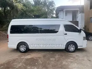 Toyota Hiace 2026
