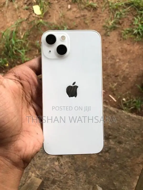 Apple iPhone 13 (Used)