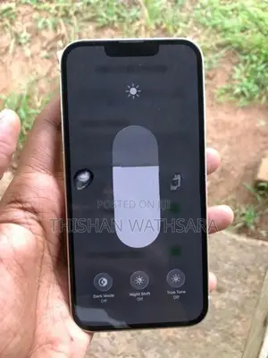Apple iPhone 13 (Used)