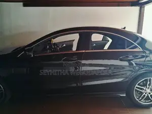 Mercedes Benz CLA 180 2017