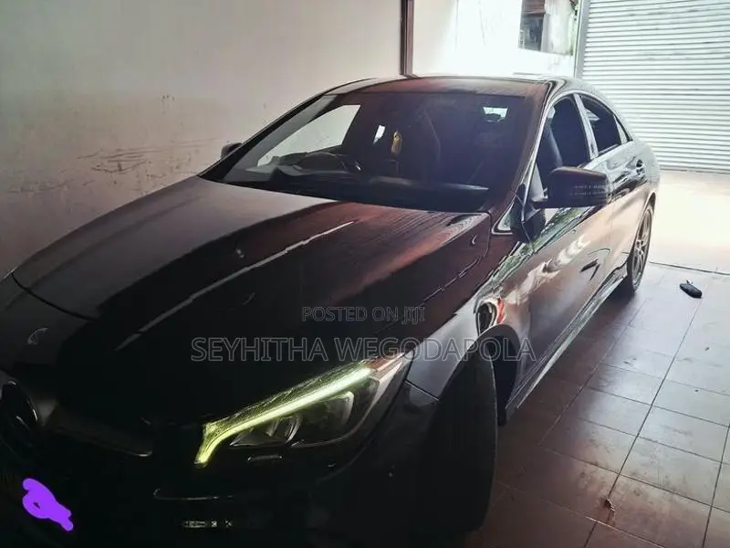 Mercedes Benz CLA 180 2017