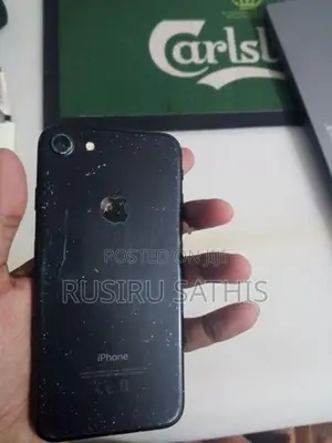 Apple iPhone 7 (Used)