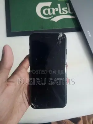 Apple iPhone 7 (Used)