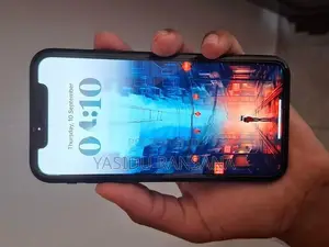 Apple iPhone XR (Used)