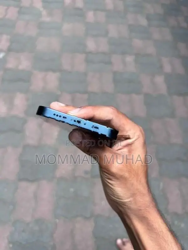 Apple iPhone 14 (Used)