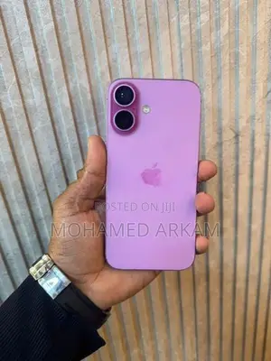 Apple iPhone 16 (Used)
