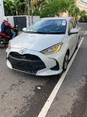 Toyota Yaris G LED 2023