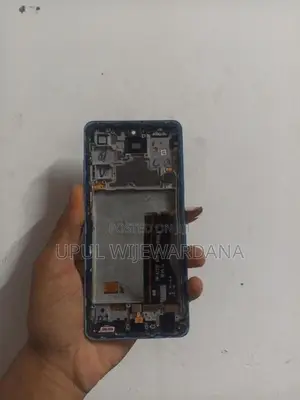 Samsung Galaxy A72 AMOLED Display