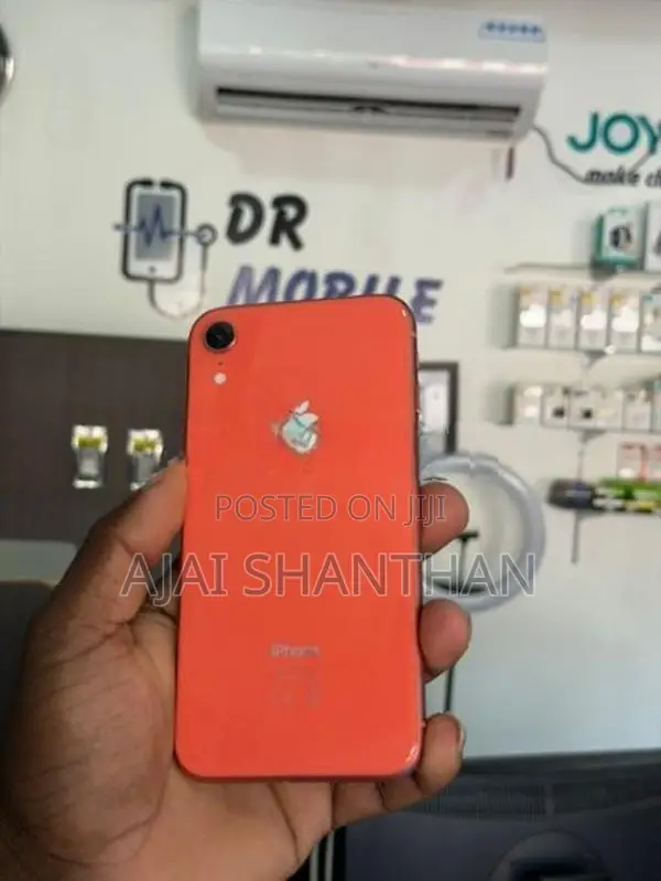 Apple iPhone XR (Used)