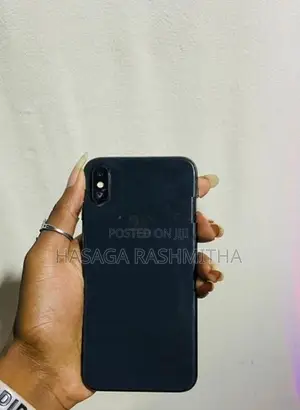 Apple iPhone X (Used)
