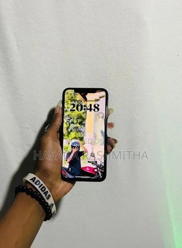 Apple iPhone X (Used)