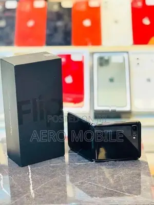 Samsung Galaxy Z Flip 8/256GB (Used)