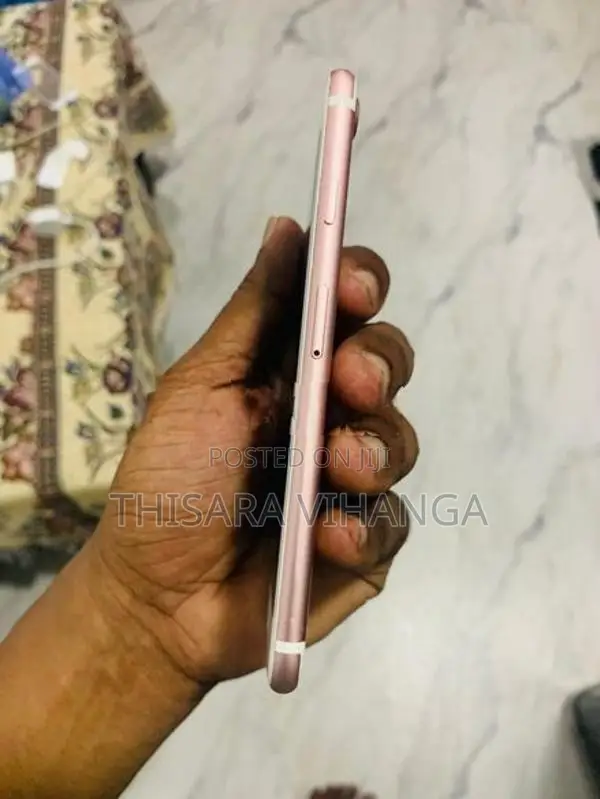 Apple iPhone 7 128GB (Used)