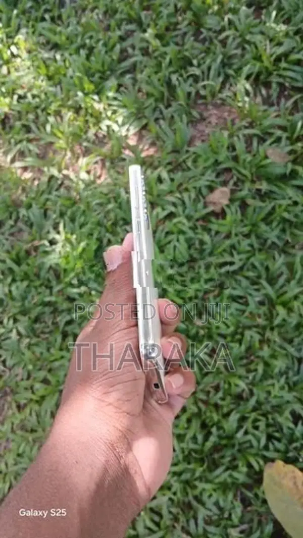 Samsung Galaxy S23 (Used)