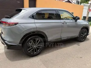 Honda Vezel RS PREMIUM 10Sp 4Way 2026