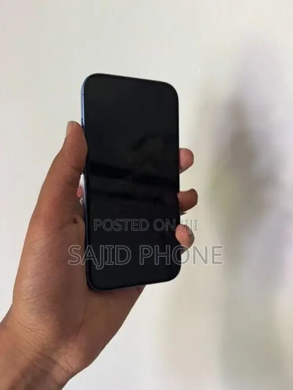 Apple iPhone 16 128GB (Used)