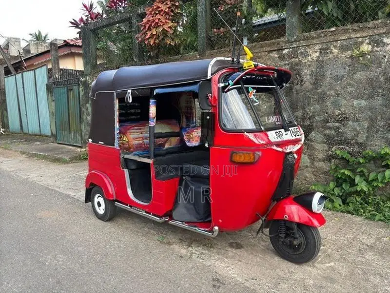 Bajaj RE 2008