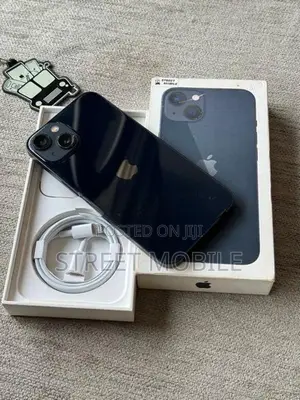 Apple iPhone 13 (Used)