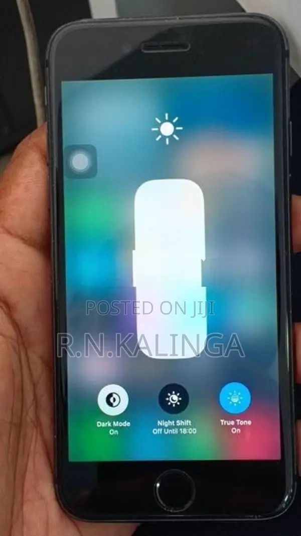 Apple iPhone 8 (Used)