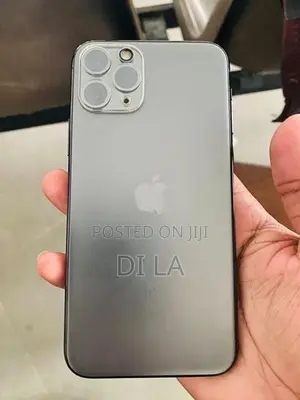 Apple iPhone 11 Pro (Used)